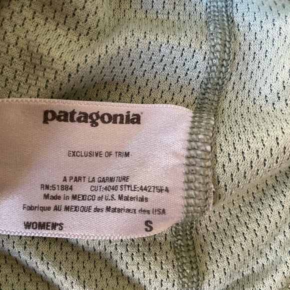 Patagonia women's capilene base layer top, Small - Picture 6 of 7